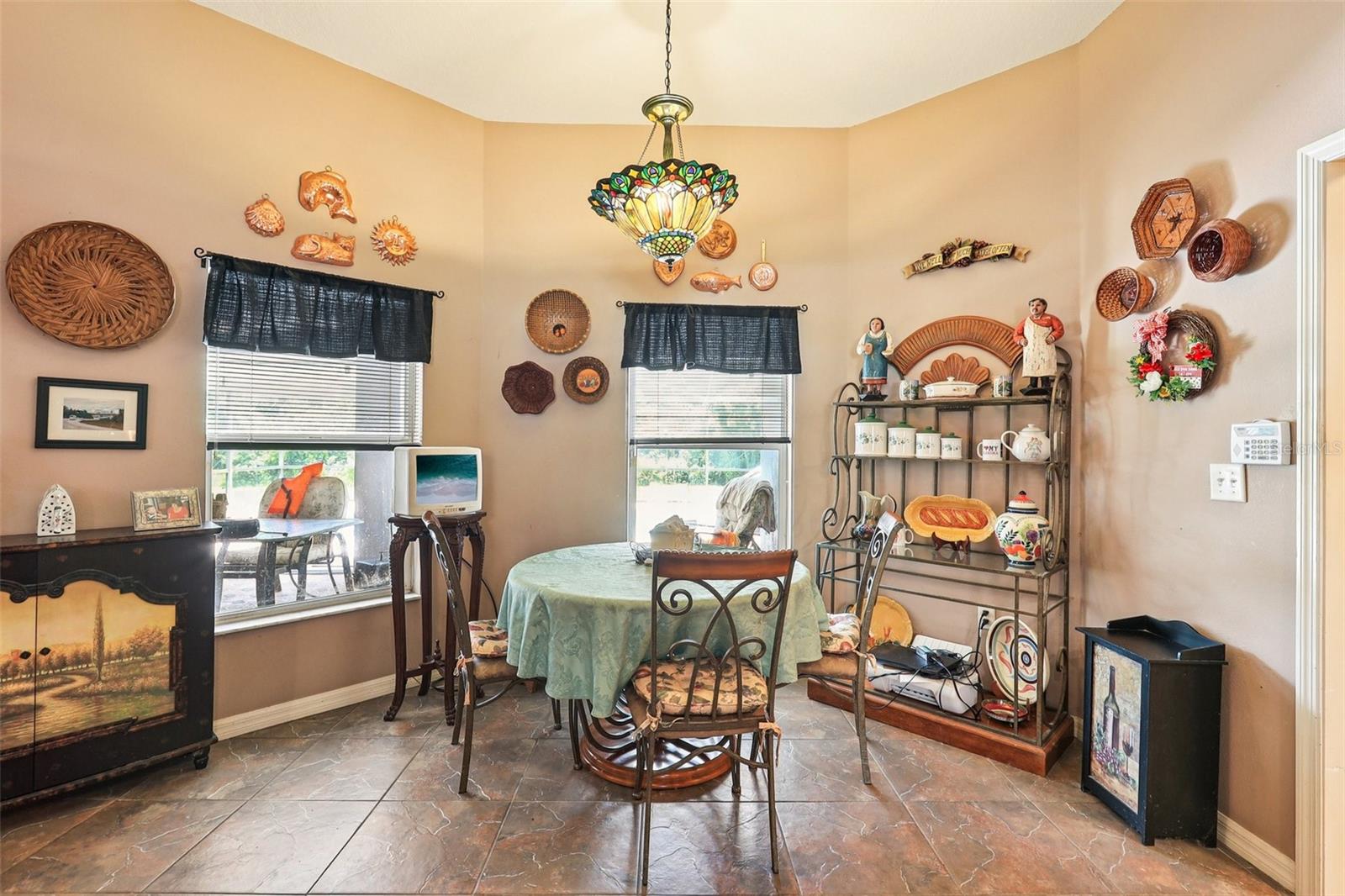 10537 SMOKIE CREEK LN