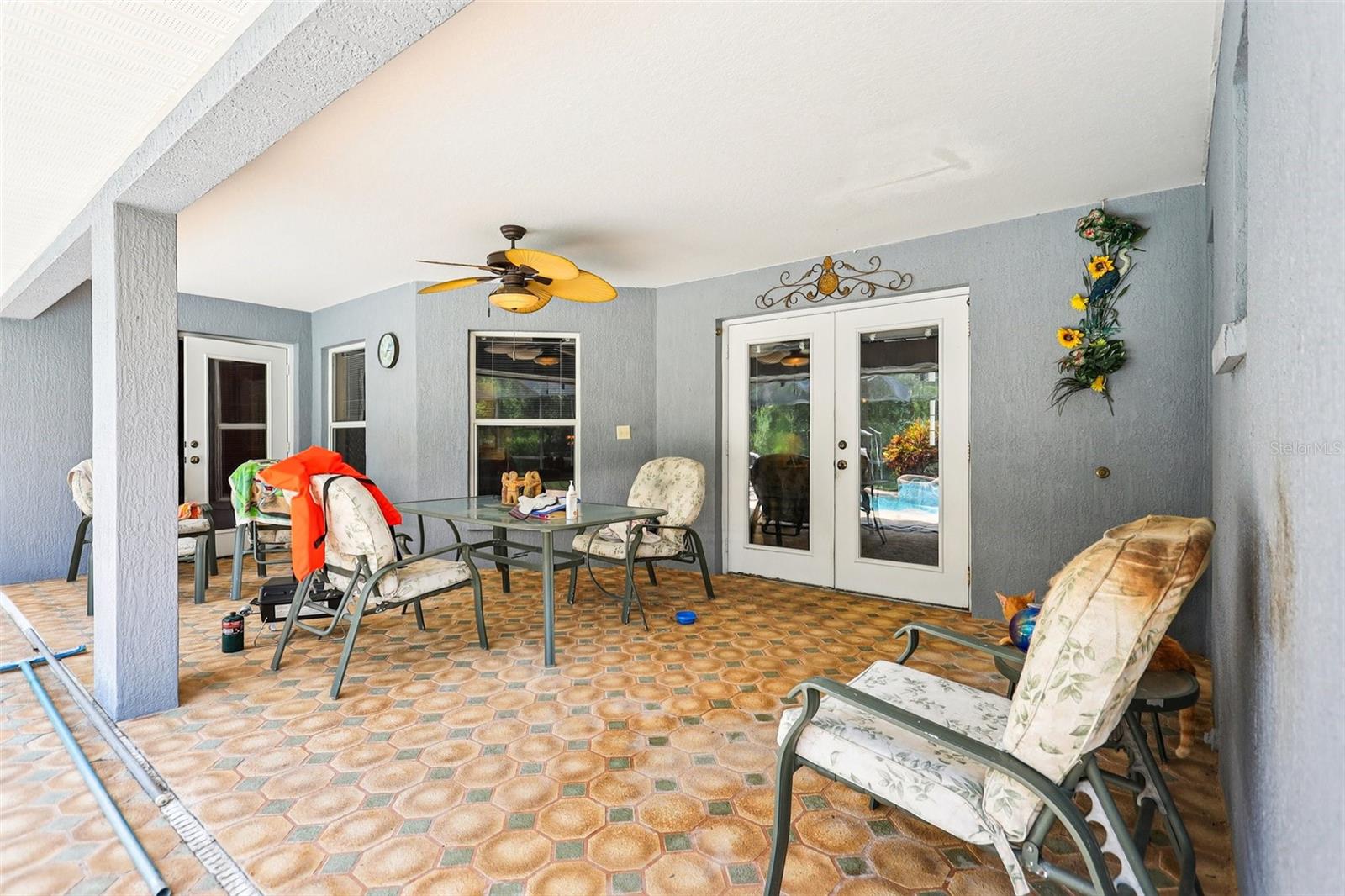 10537 SMOKIE CREEK LN