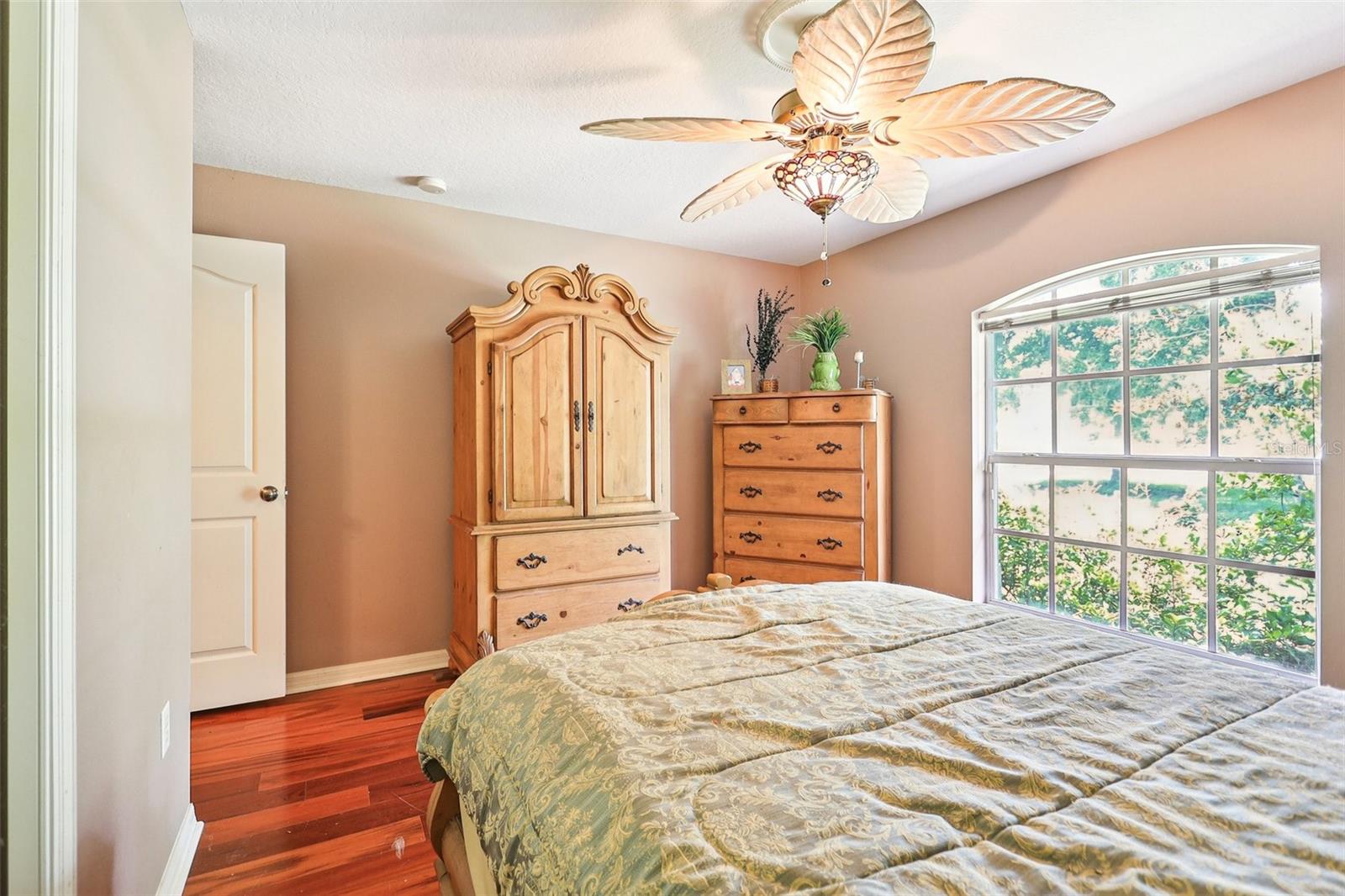 10537 SMOKIE CREEK LN