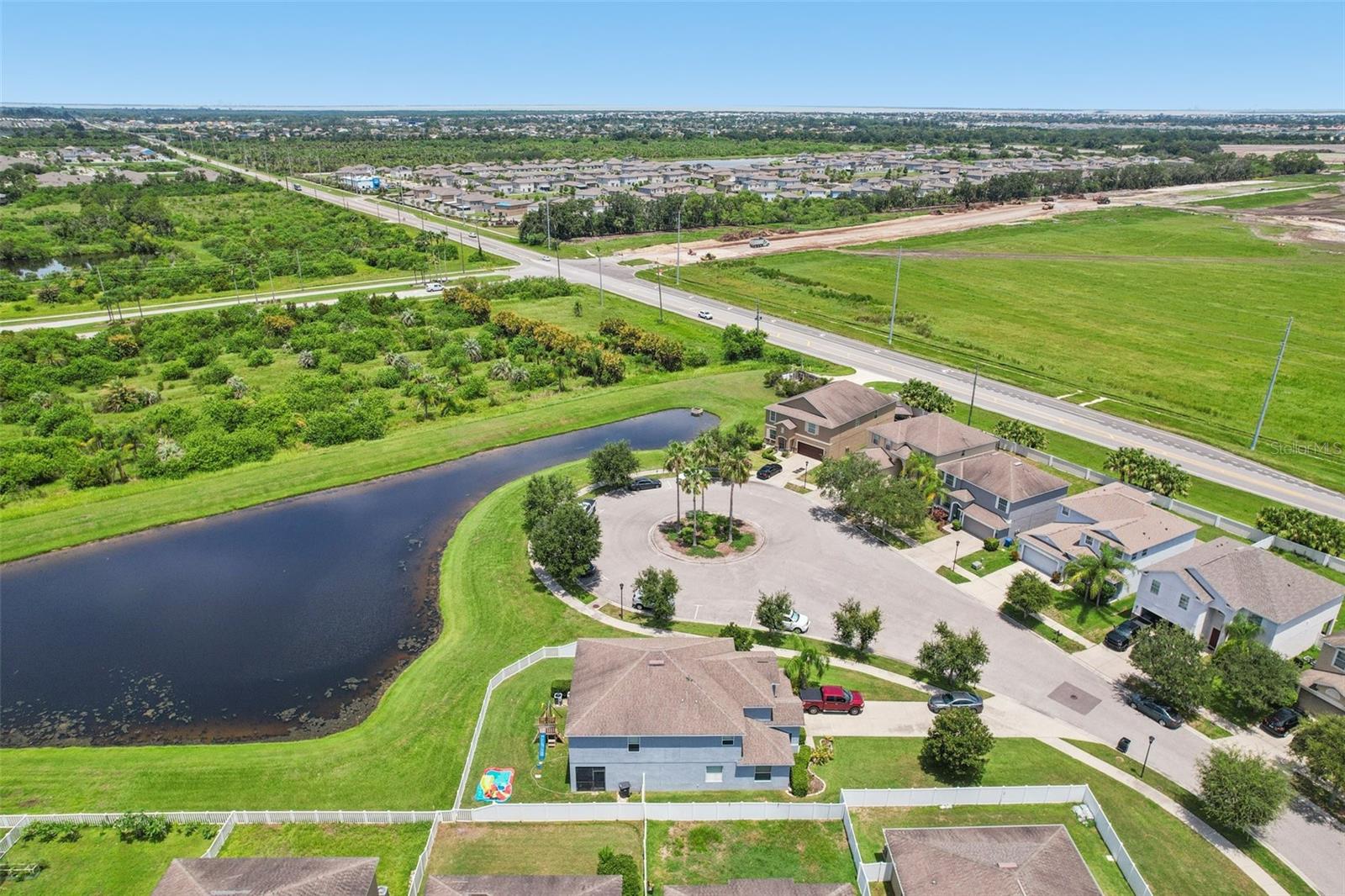 1811 PALM WARBLER LN