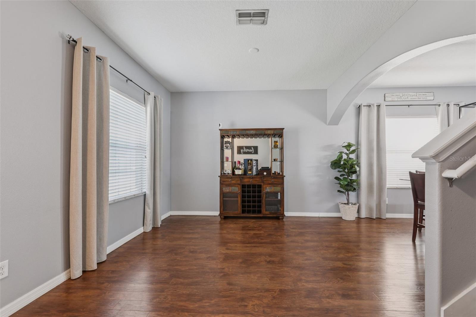 1811 PALM WARBLER LN