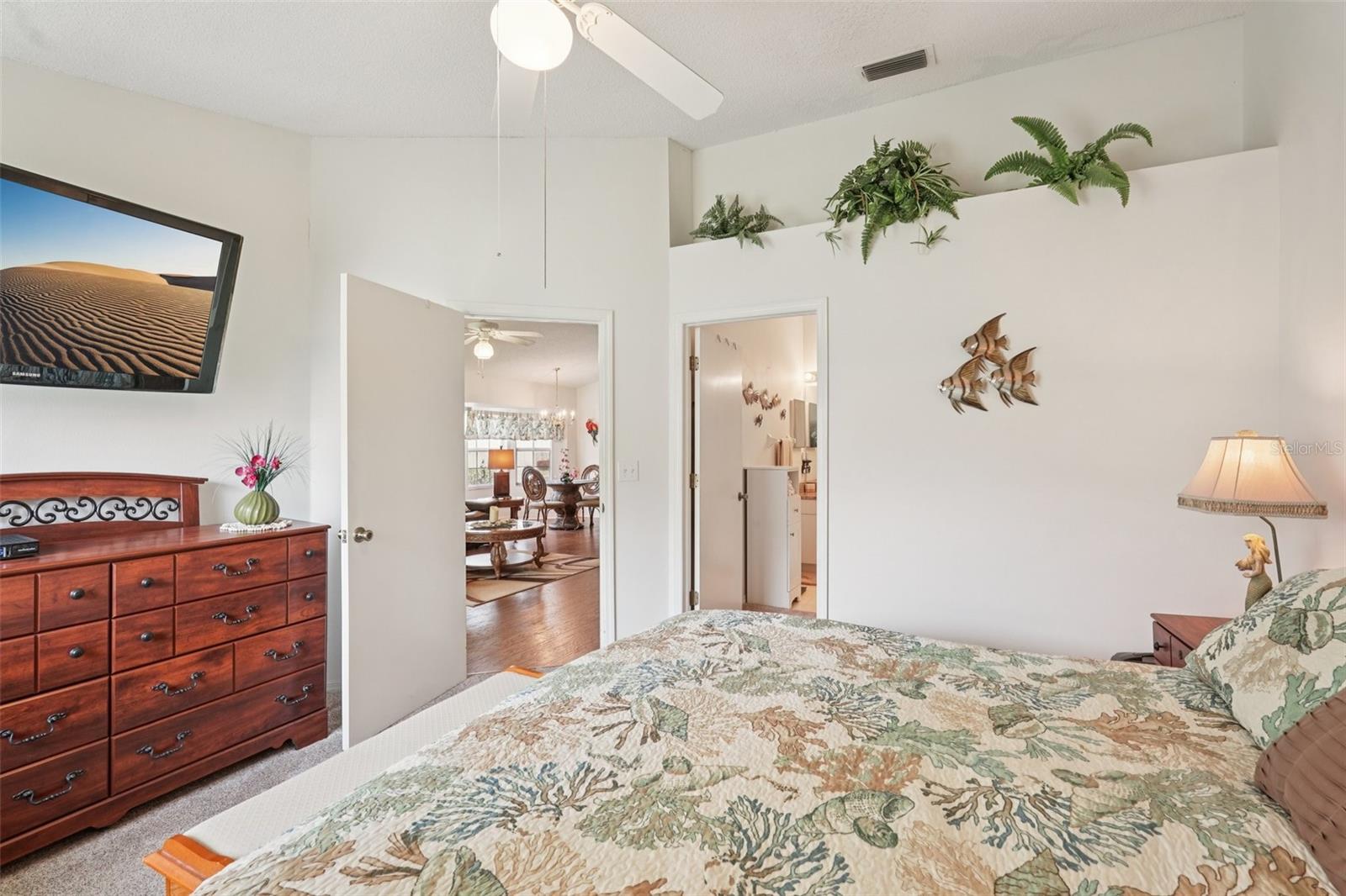 2461 NANTUCKET HARBOR LOOP