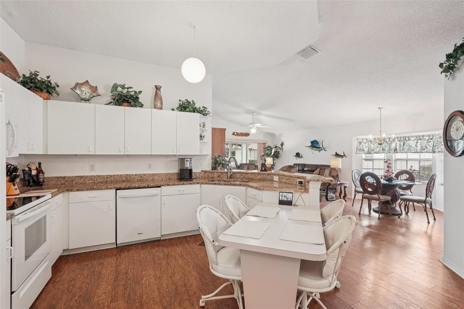 2461 NANTUCKET HARBOR LOOP