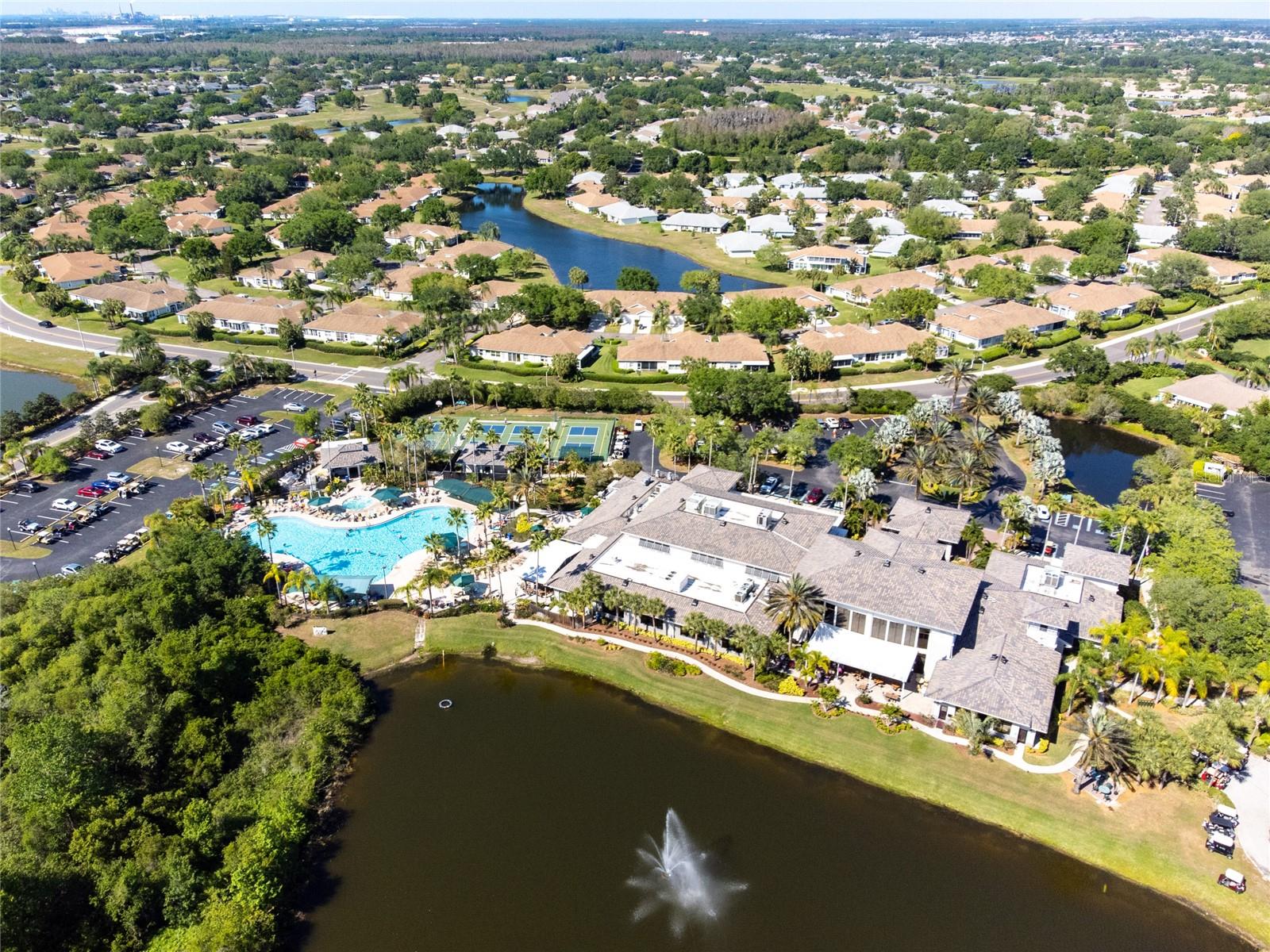 2461 NANTUCKET HARBOR LOOP