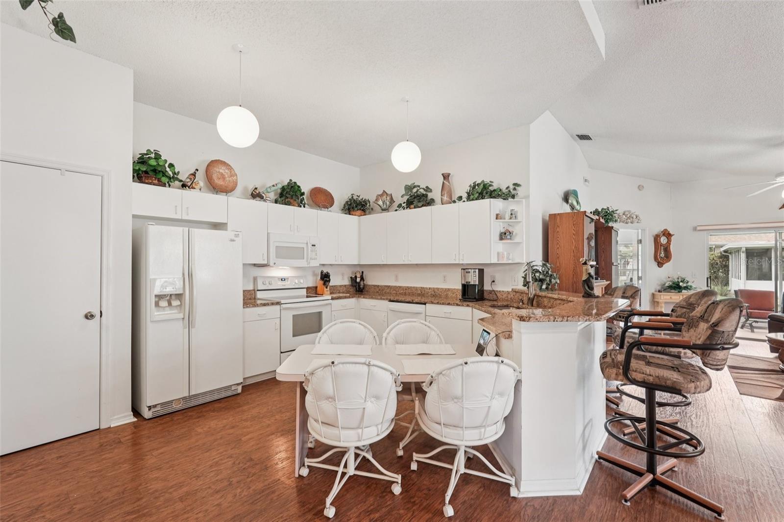 2461 NANTUCKET HARBOR LOOP