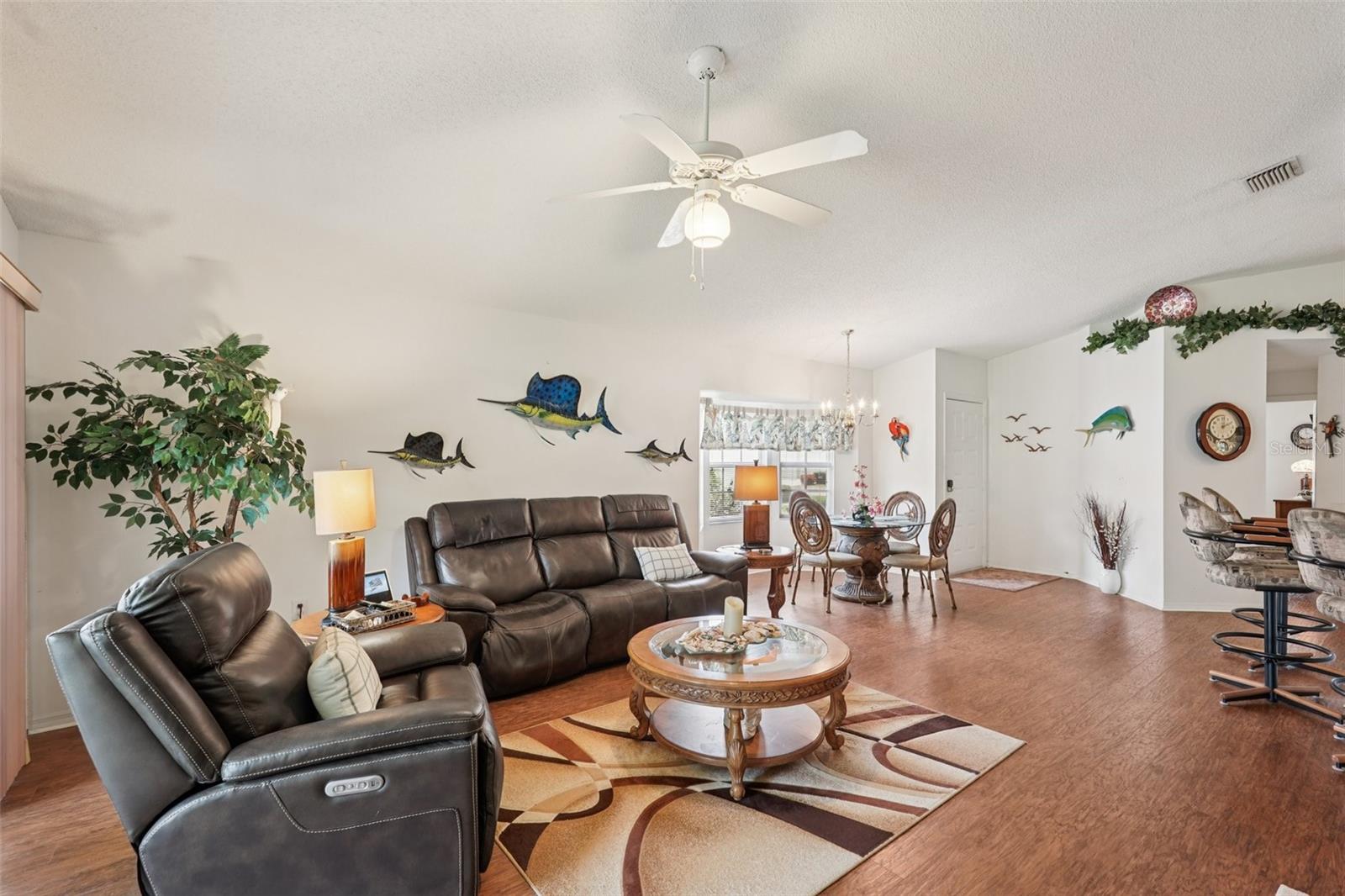 2461 NANTUCKET HARBOR LOOP