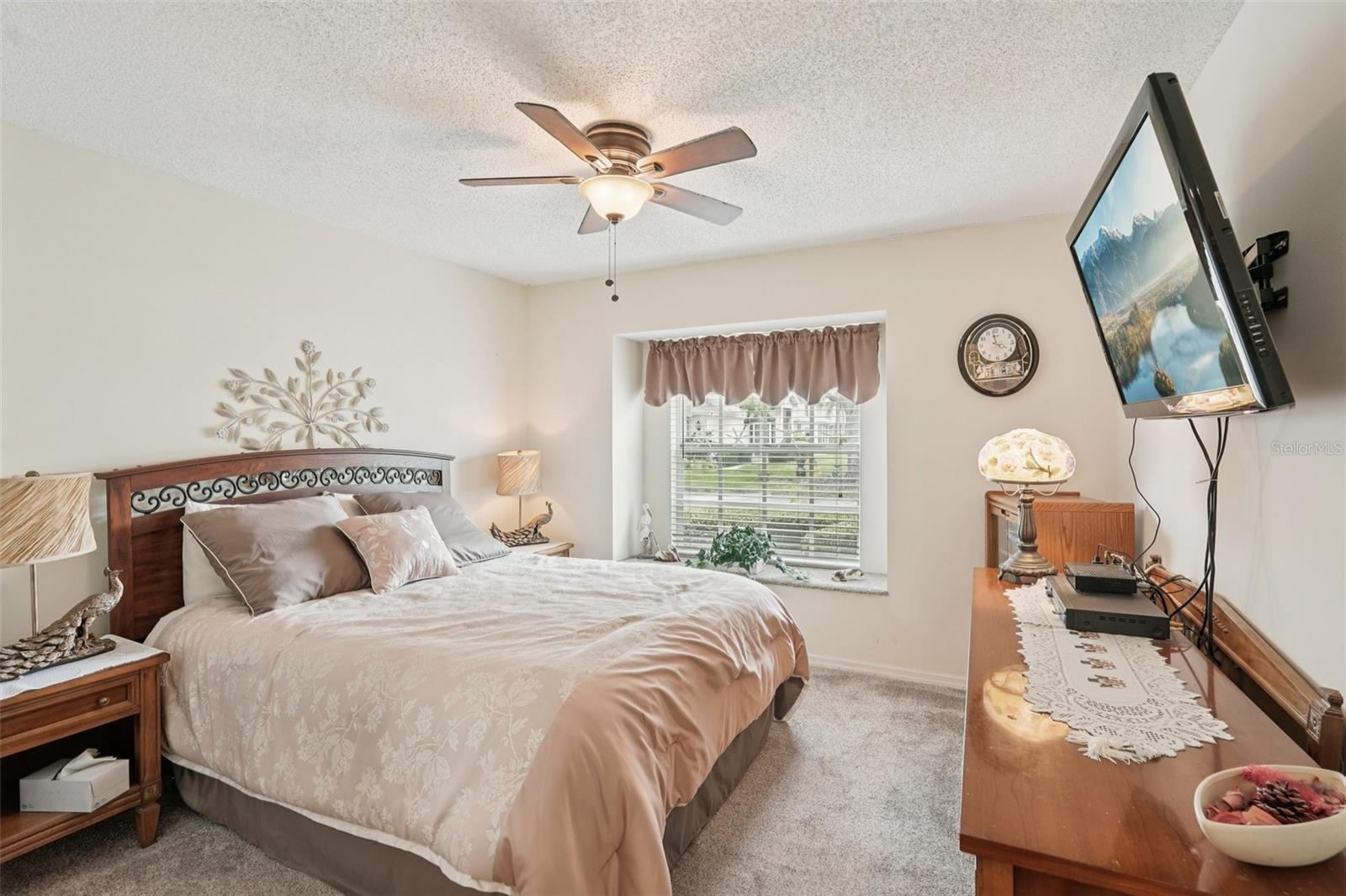 2461 NANTUCKET HARBOR LOOP