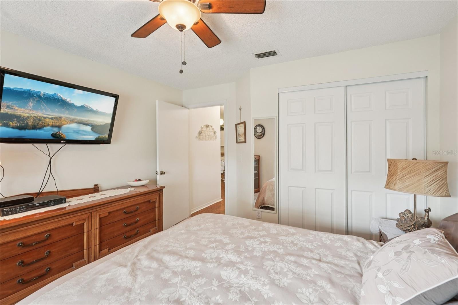2461 NANTUCKET HARBOR LOOP