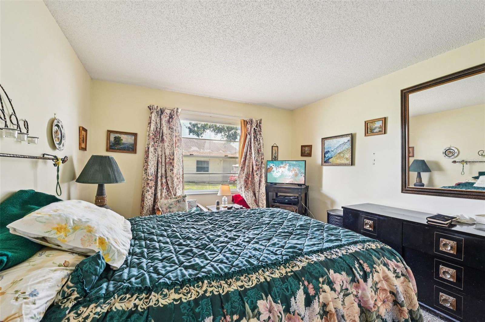 2208 GRENADIER DR