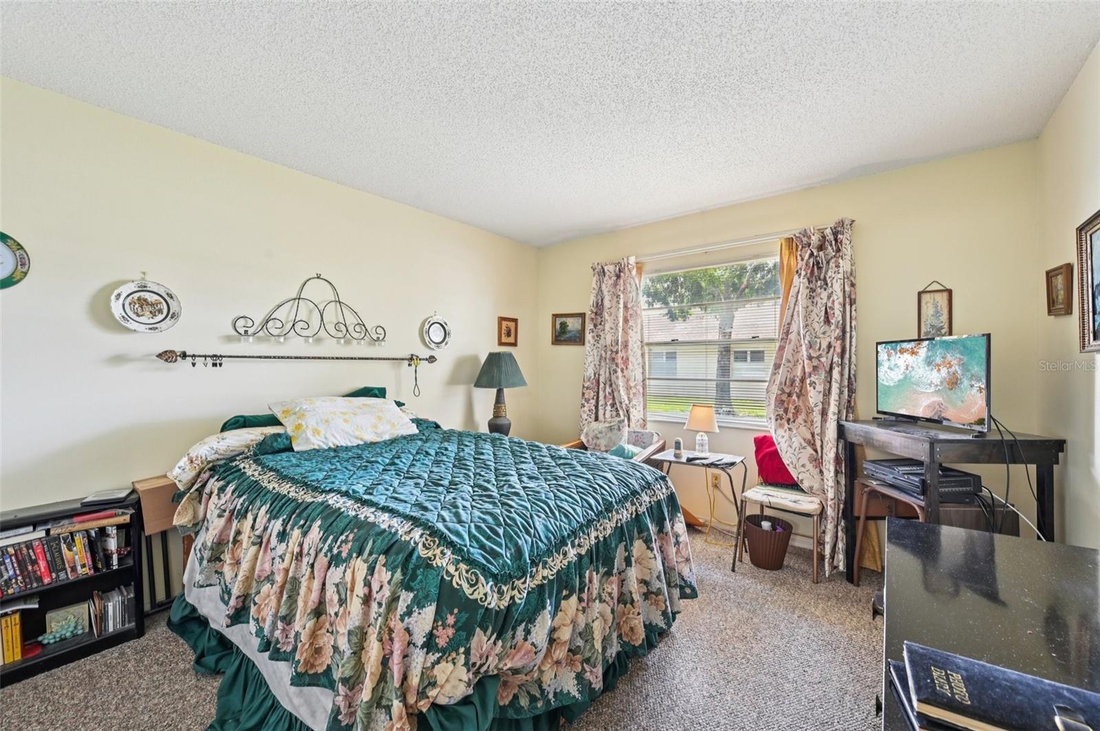 2208 GRENADIER DR