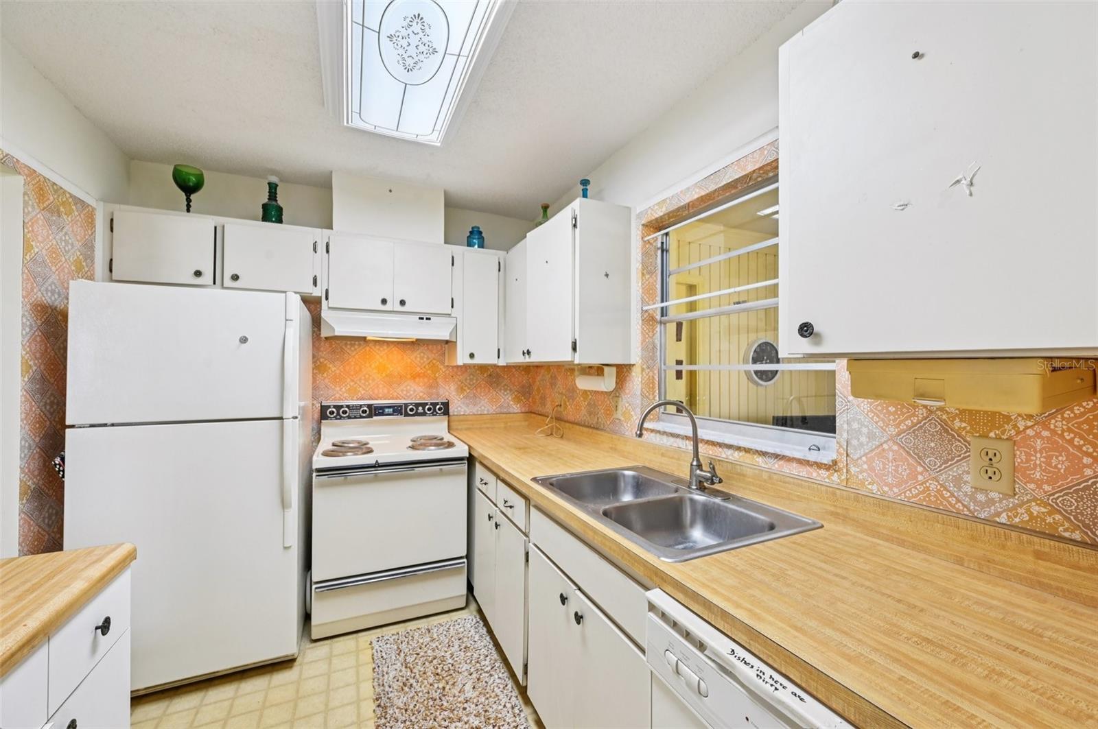 2208 GRENADIER DR