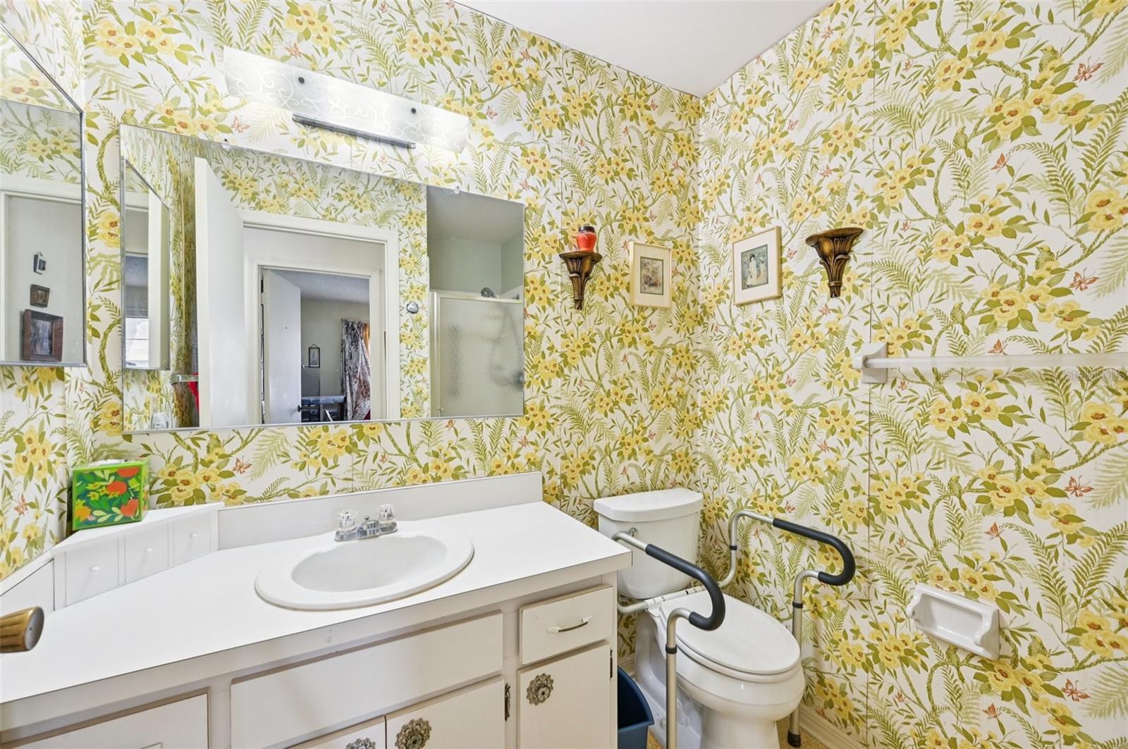 2208 GRENADIER DR