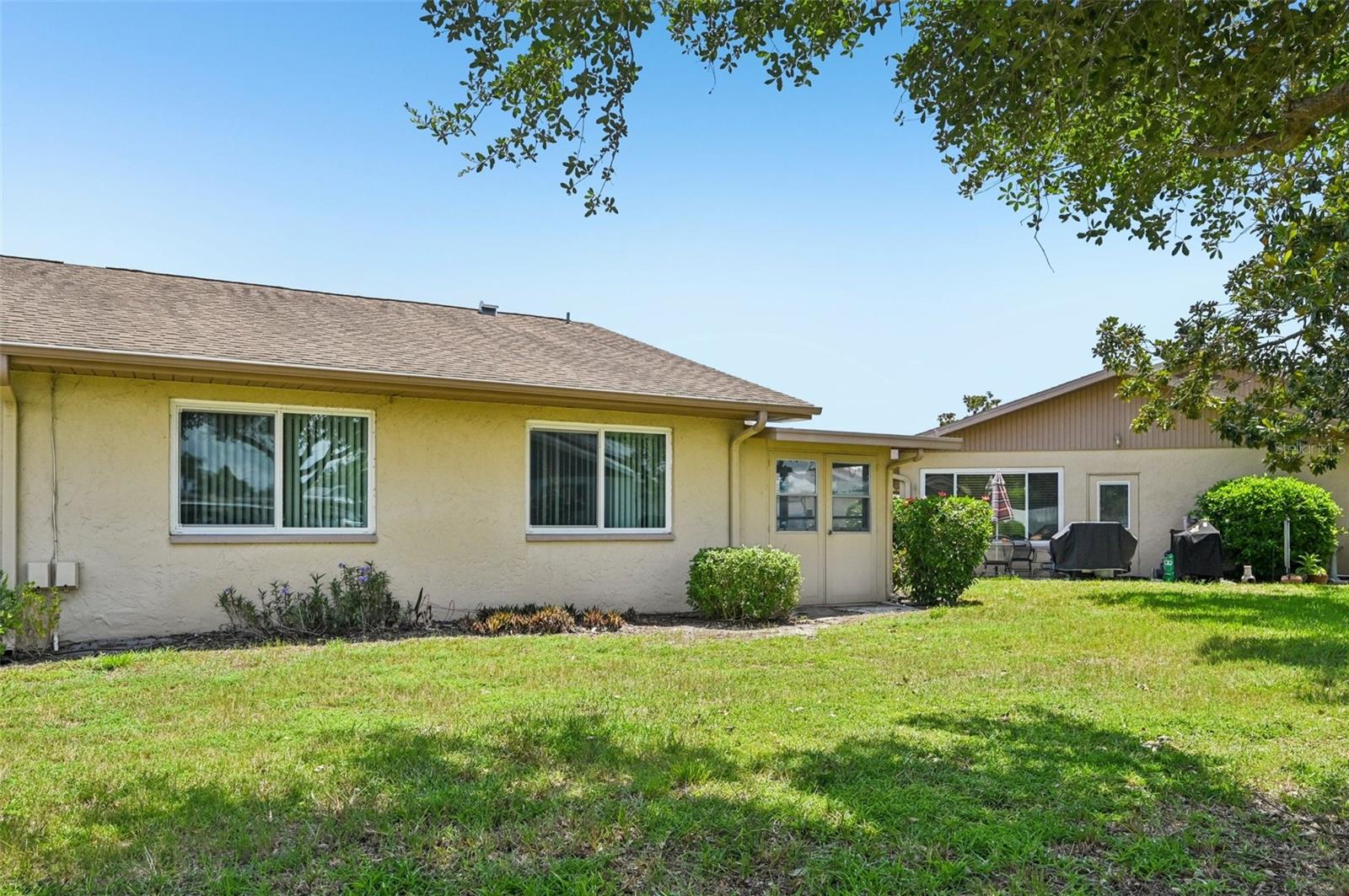 1908 CANTERBURY LN #25