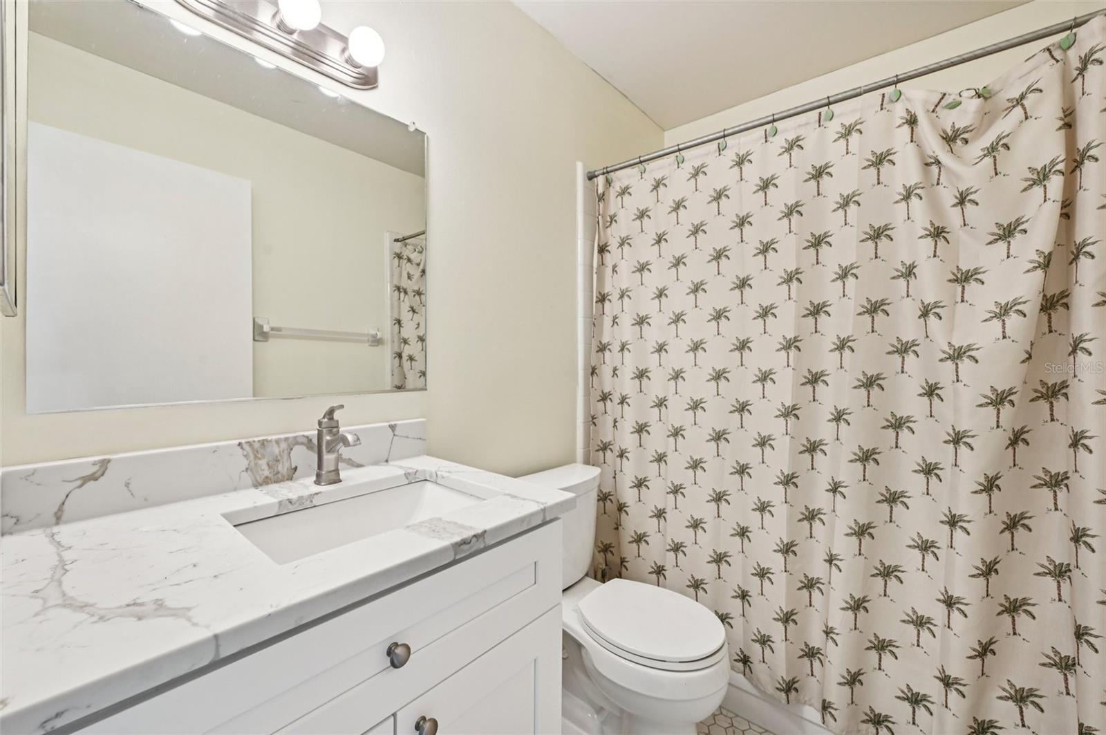 1908 CANTERBURY LN #25