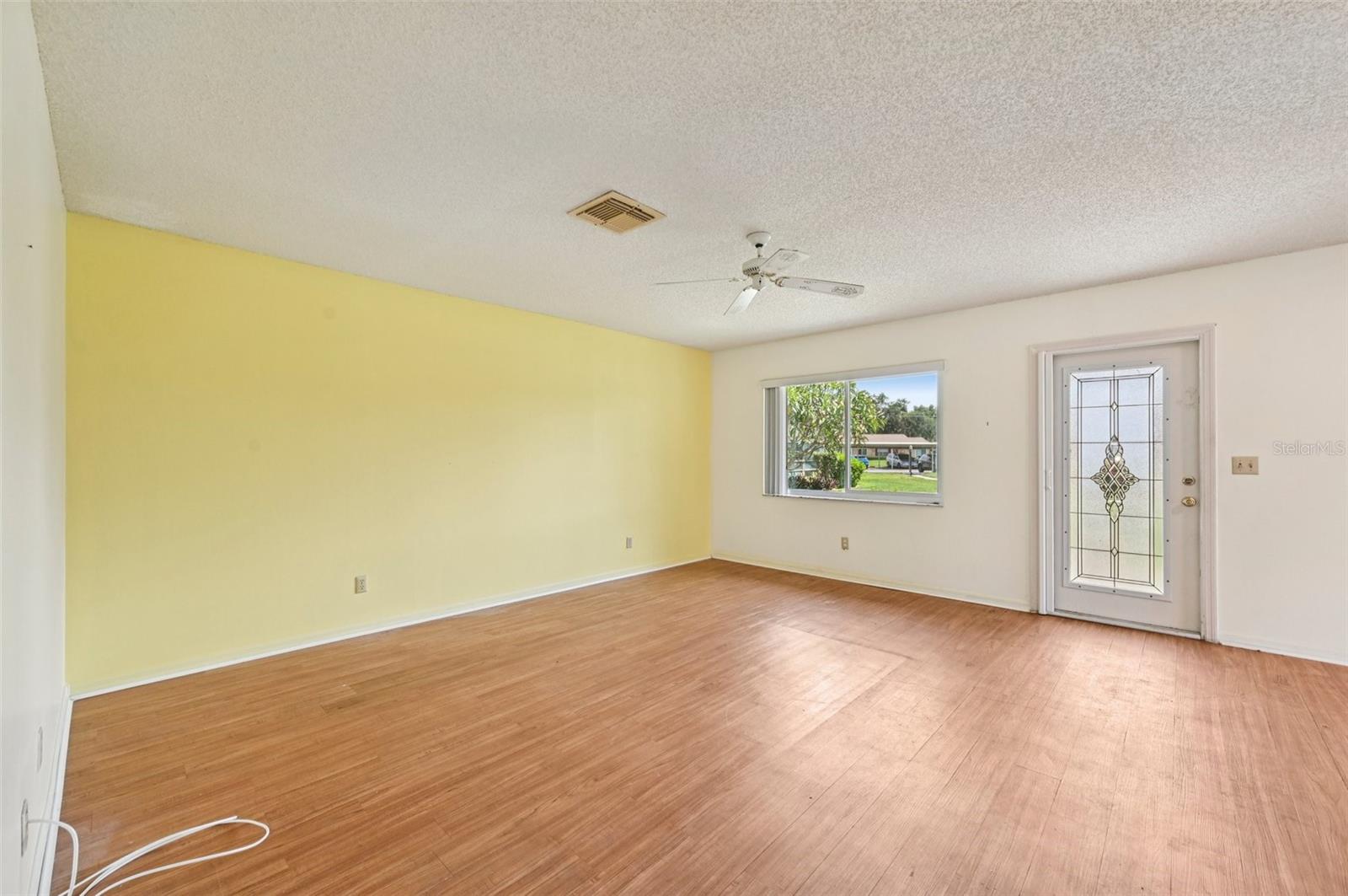 1908 CANTERBURY LN #25