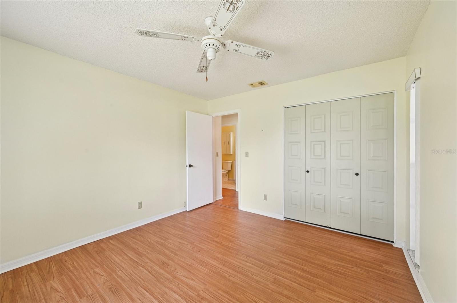 1908 CANTERBURY LN #25