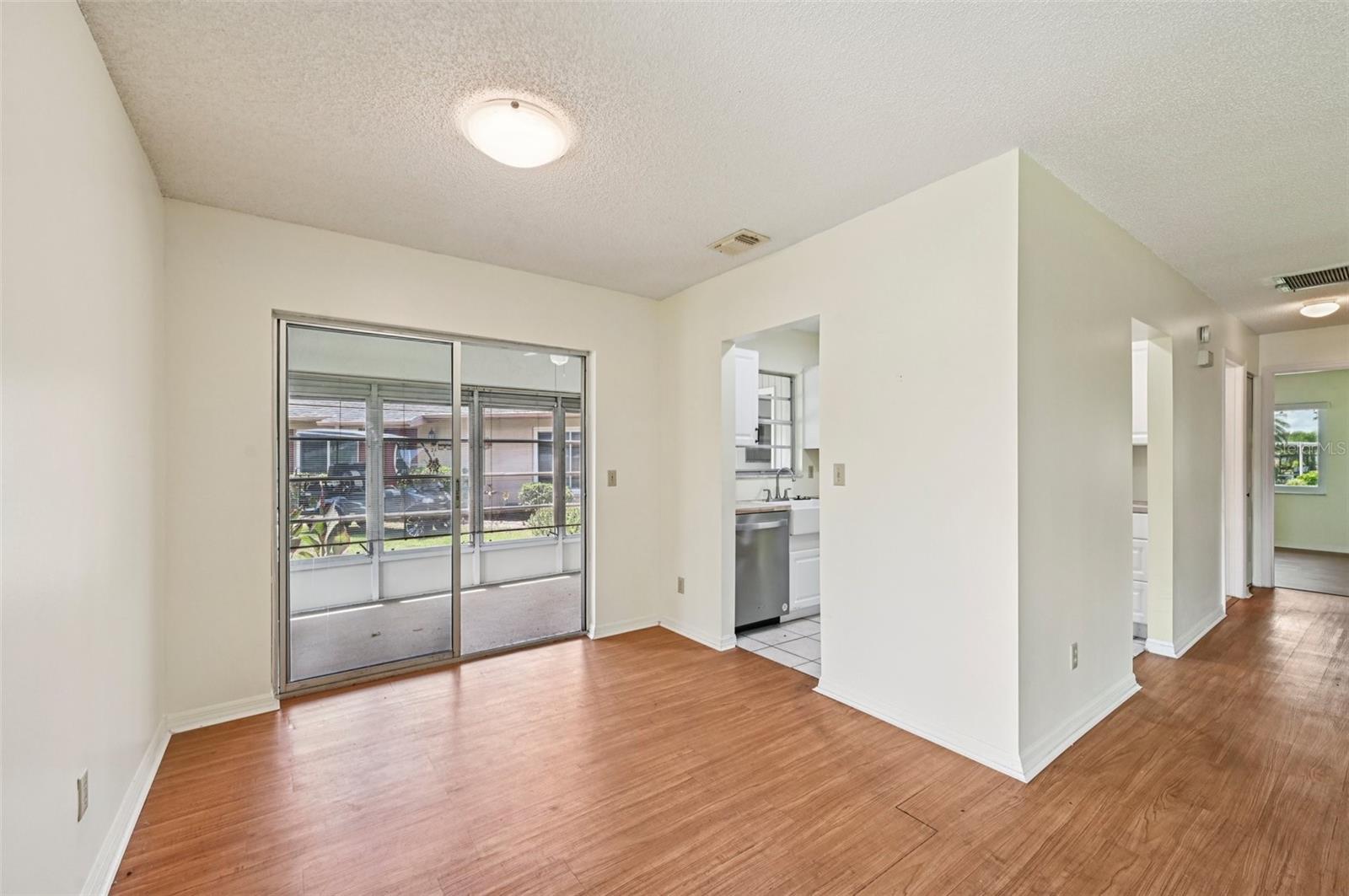 1908 CANTERBURY LN #25