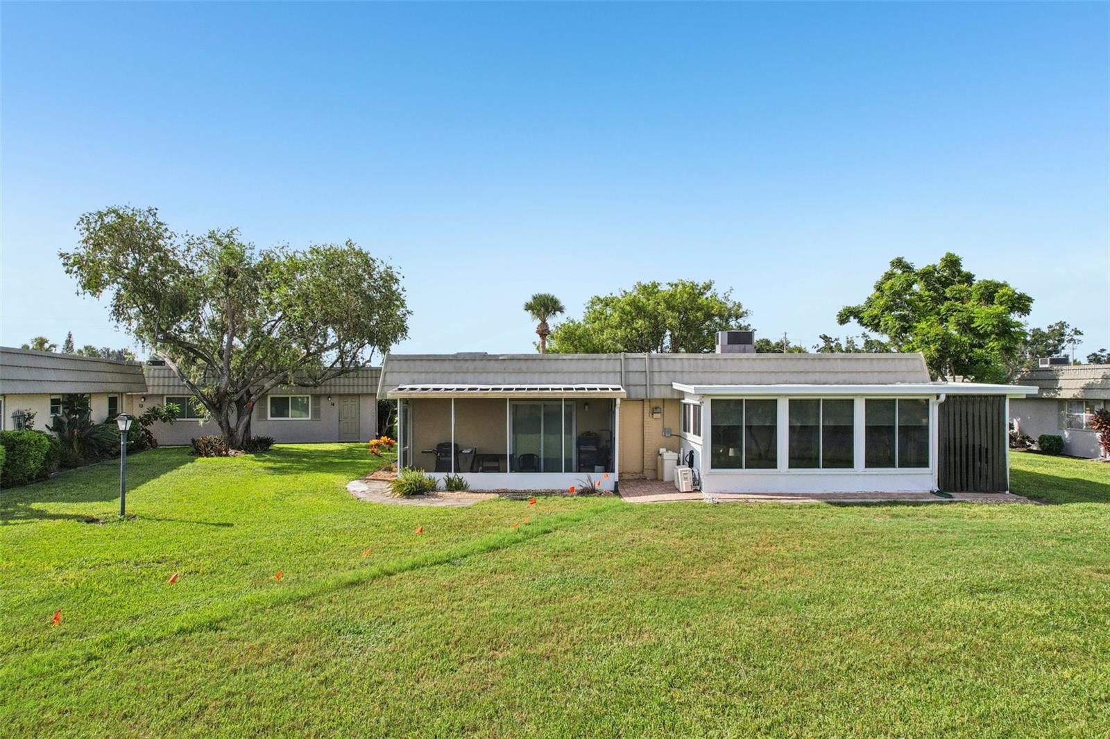 201 KINGS BLVD #19