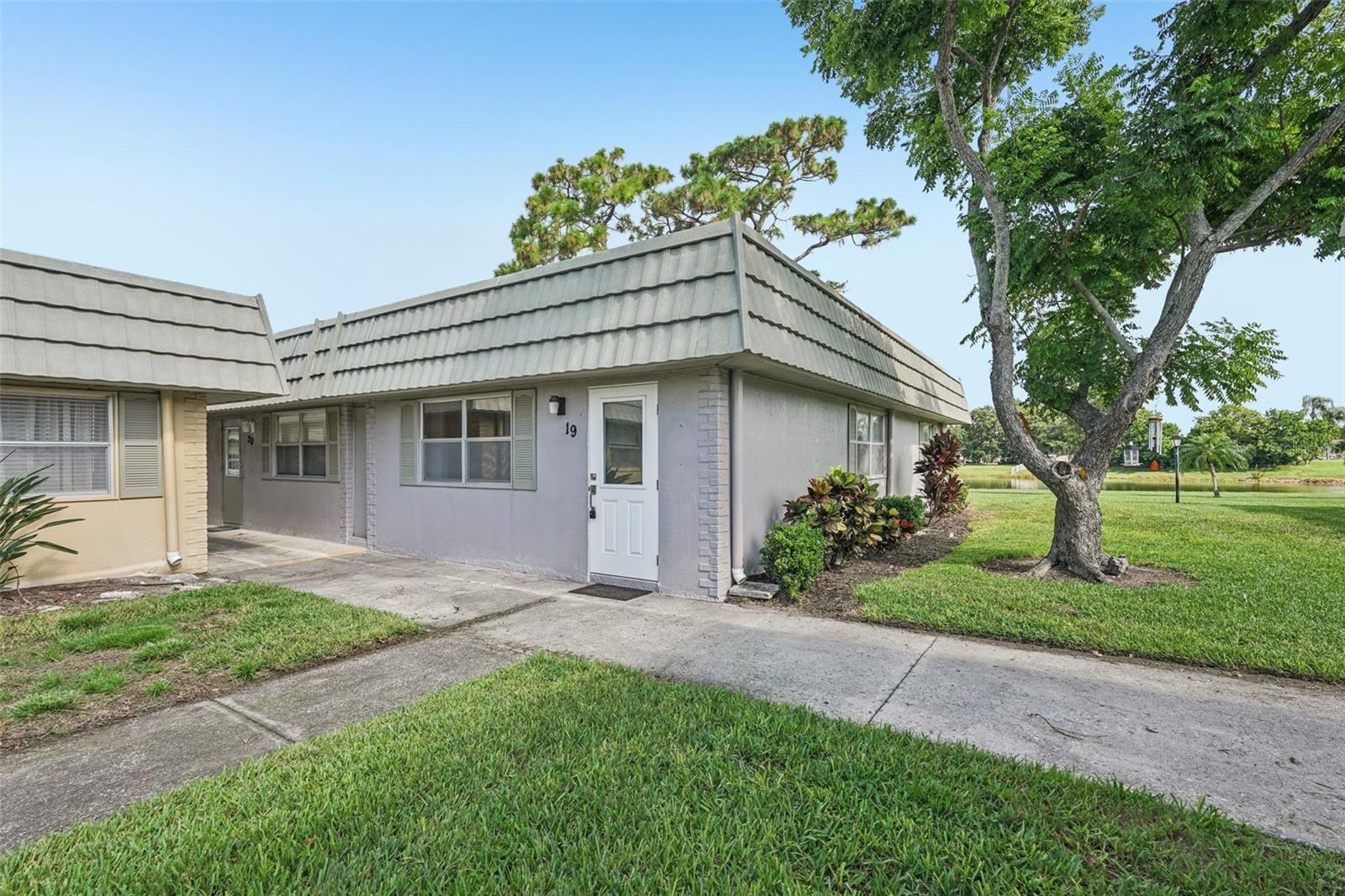 201 KINGS BLVD #19