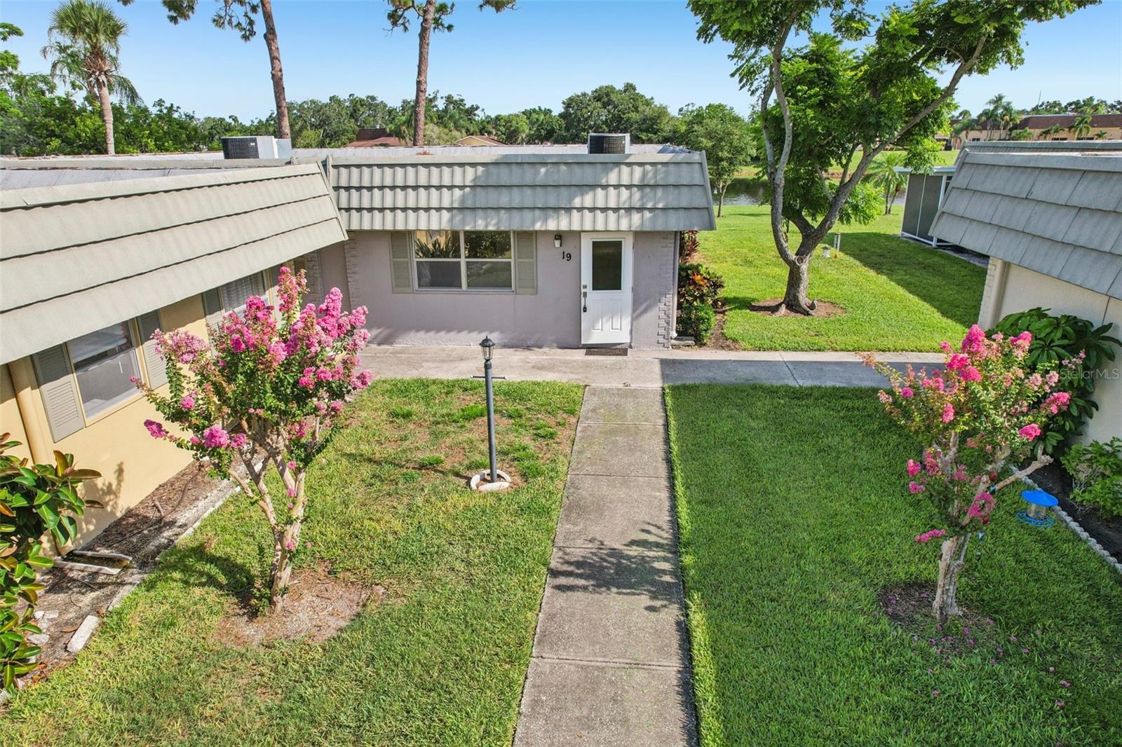 201 KINGS BLVD #19