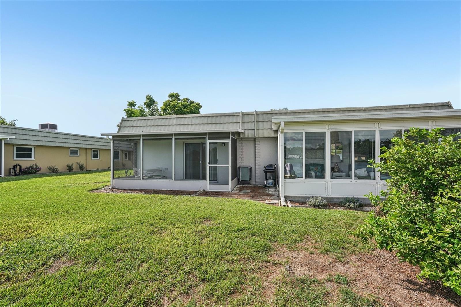 201 KINGS BLVD #19