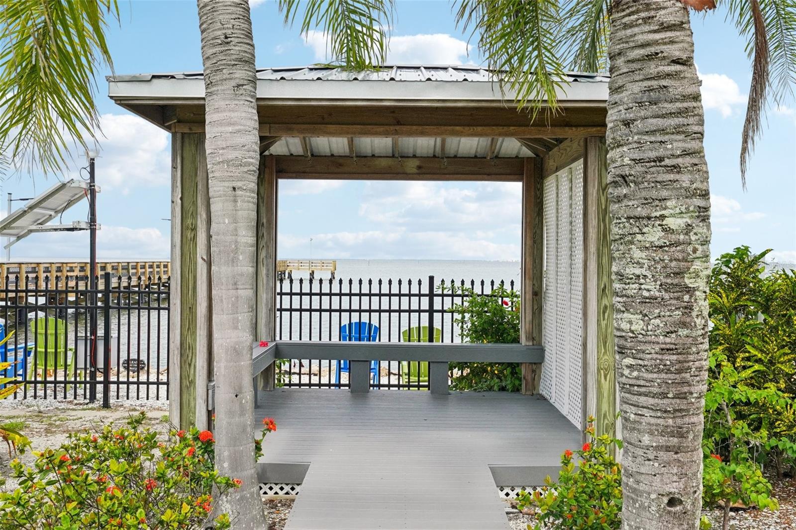 611 DESTINY DR