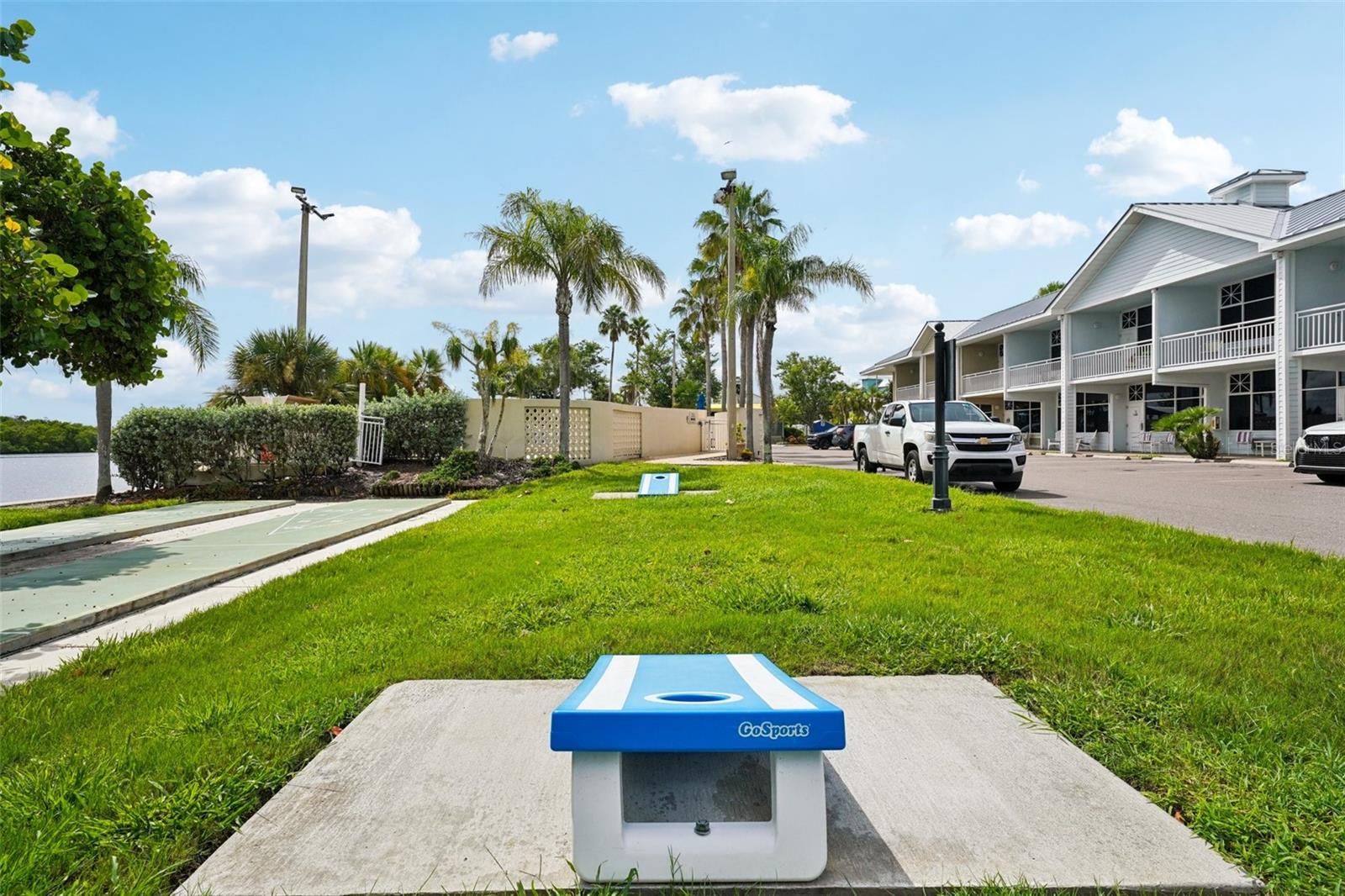 611 DESTINY DR