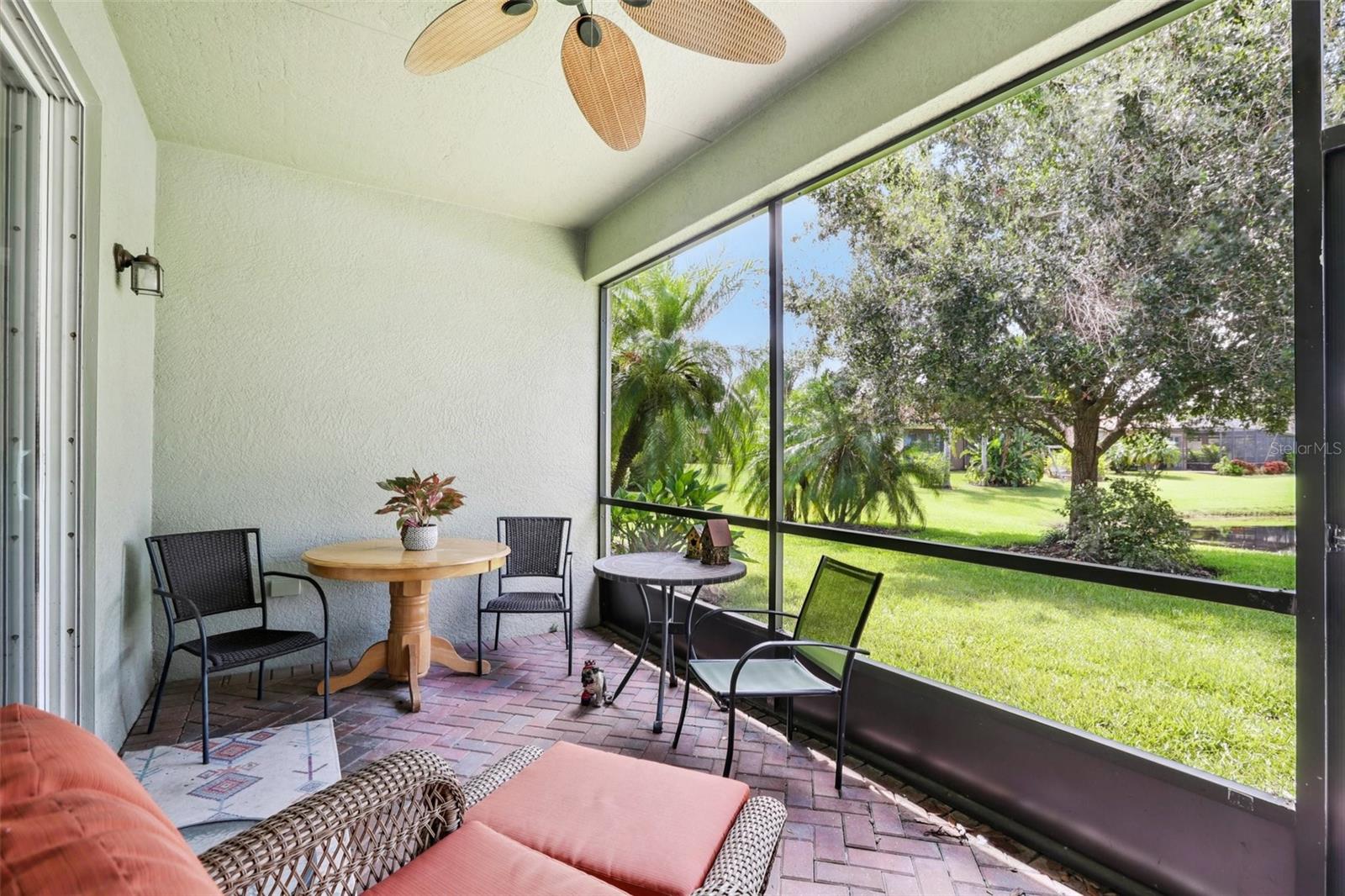 15820 AURORA LAKE CIR