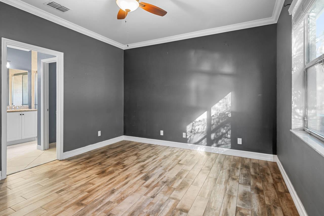 15820 AURORA LAKE CIR