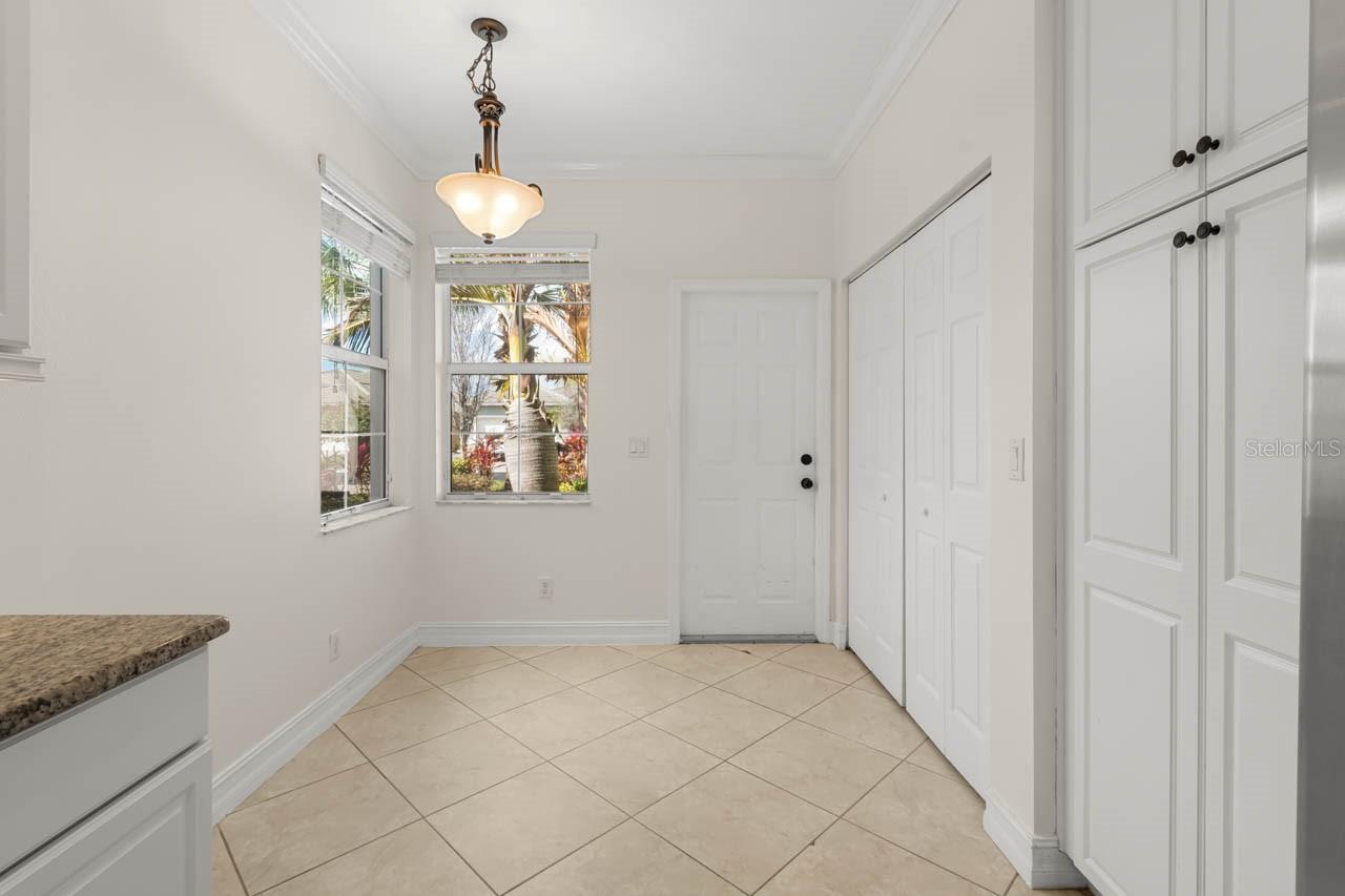 15820 AURORA LAKE CIR