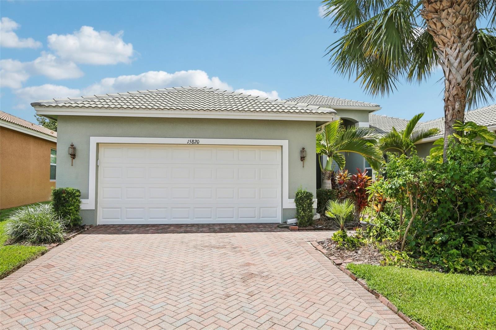 15820 AURORA LAKE CIR