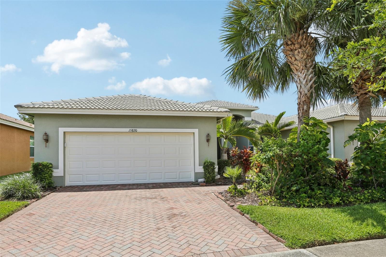 15820 AURORA LAKE CIR