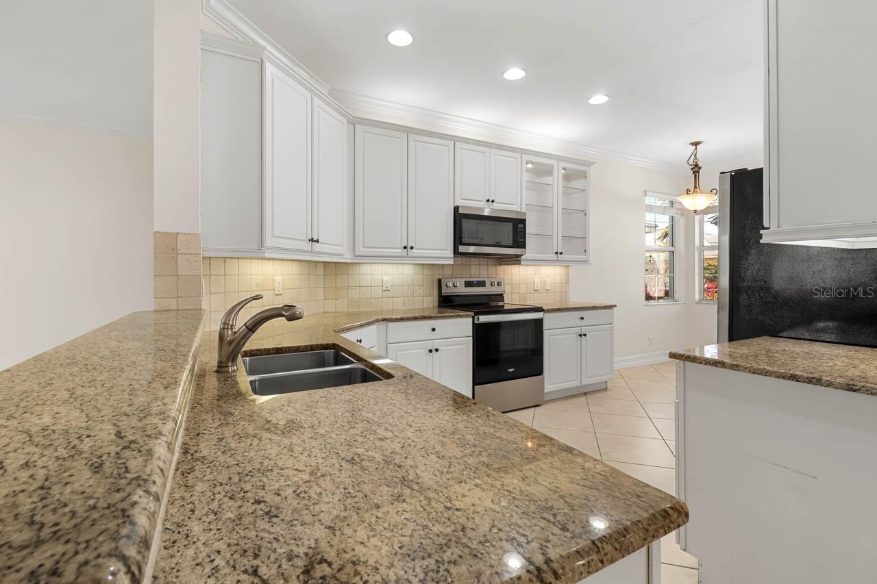 15820 AURORA LAKE CIR