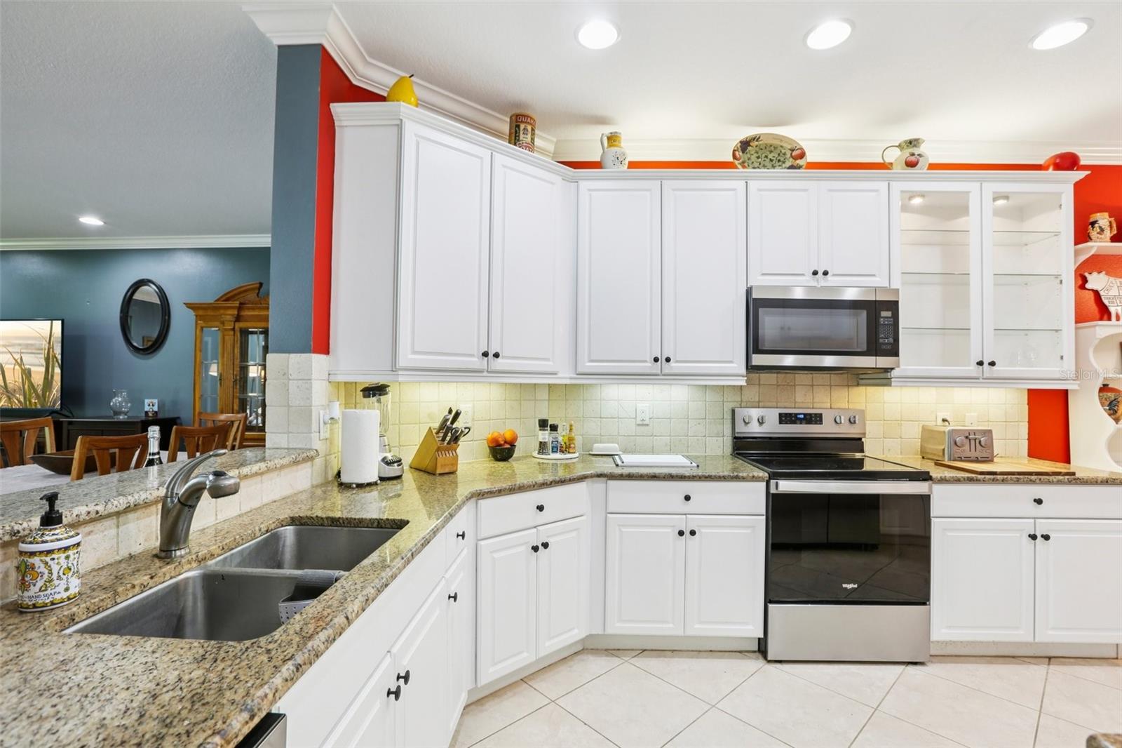 15820 AURORA LAKE CIR