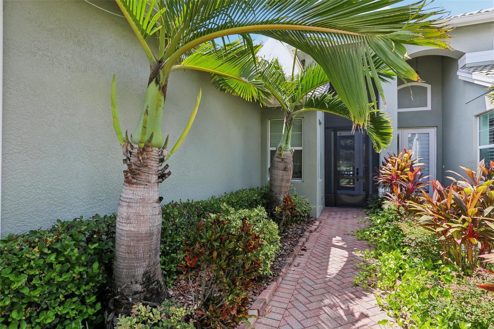 15820 AURORA LAKE CIR