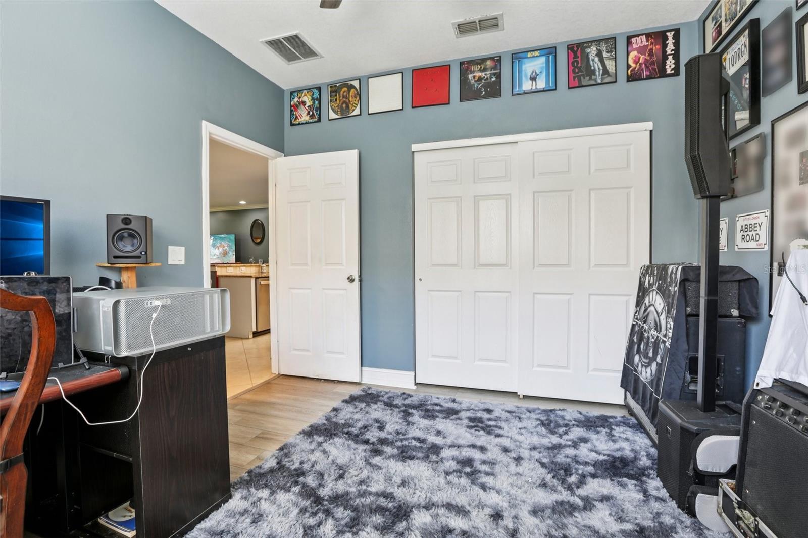 15820 AURORA LAKE CIR