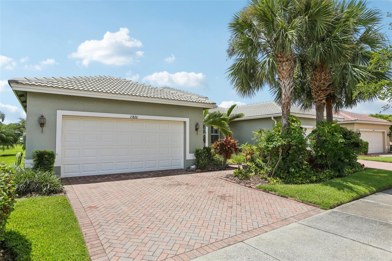 15820 AURORA LAKE CIR
