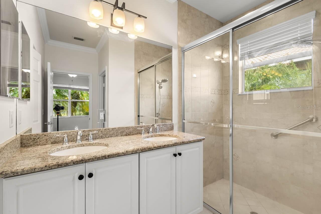 15820 AURORA LAKE CIR