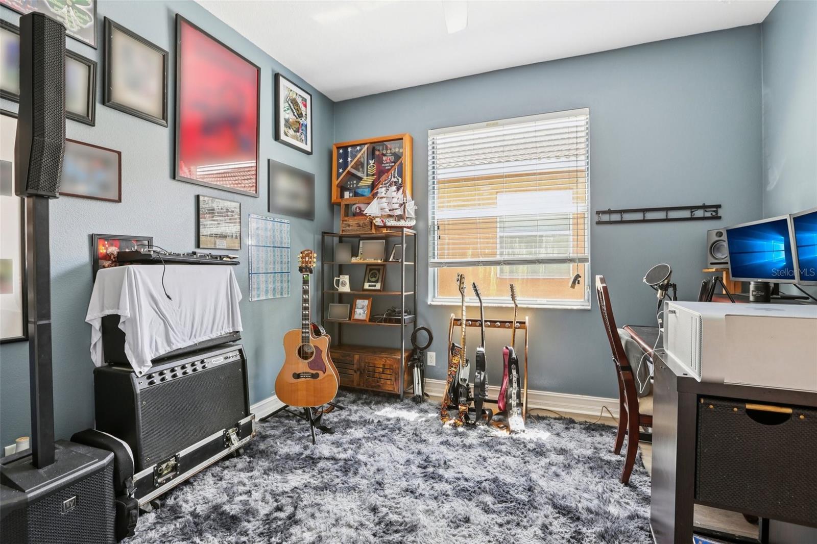 15820 AURORA LAKE CIR