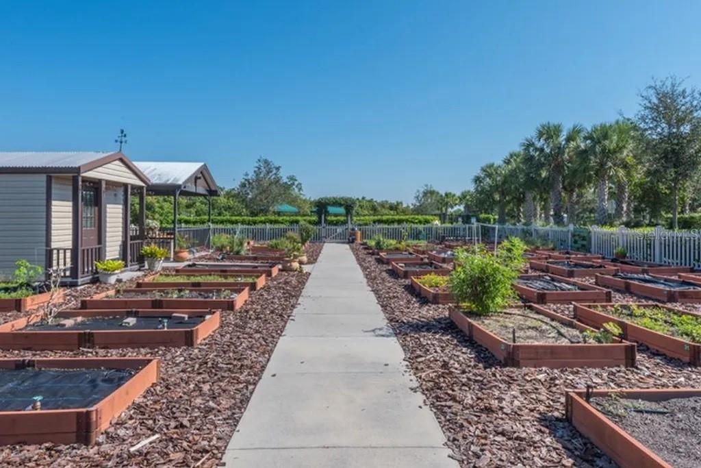 15837 AURORA LAKE CIR