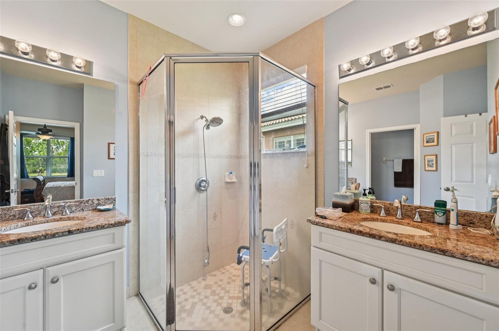 15837 AURORA LAKE CIR