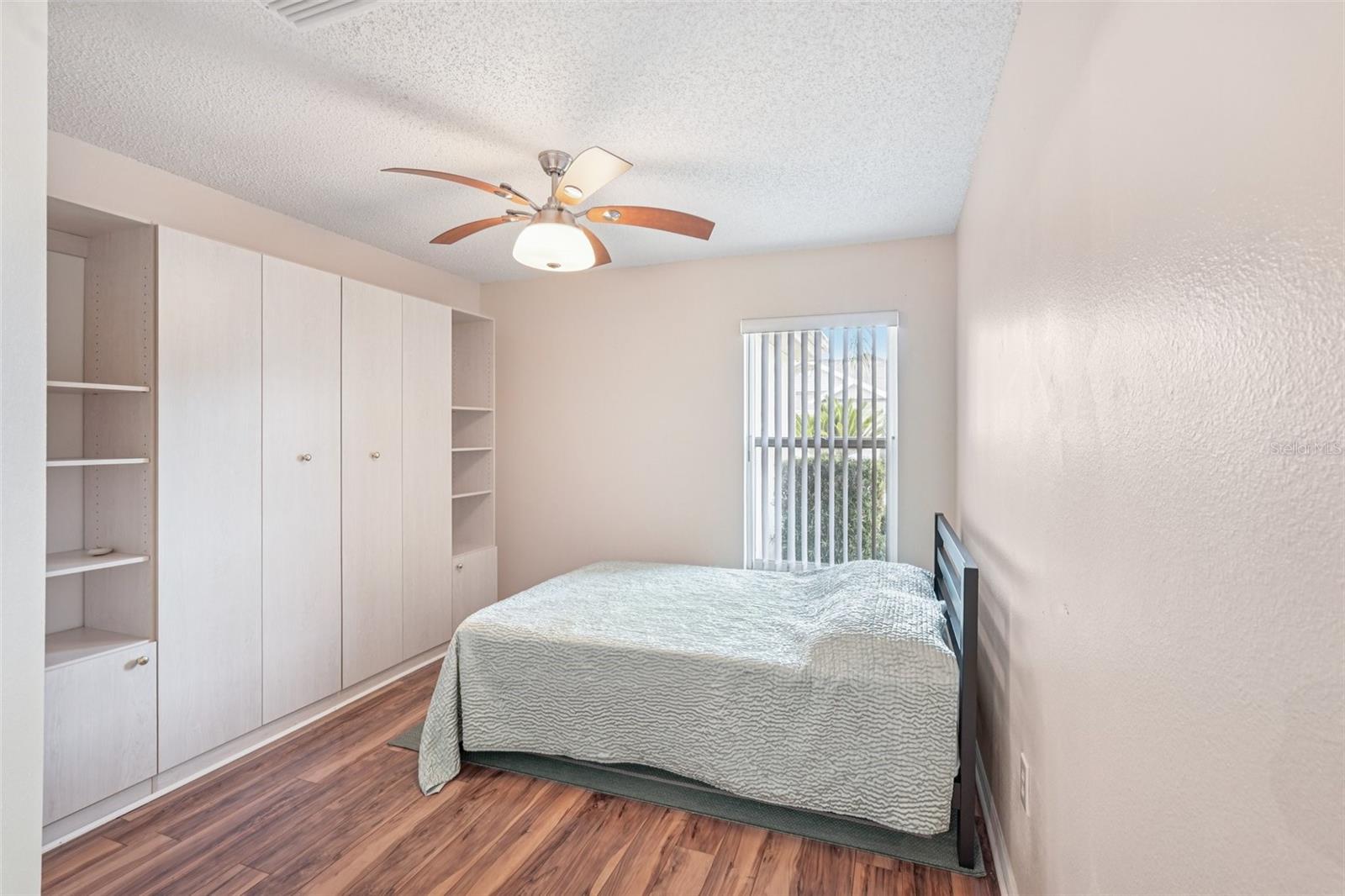 2411 NANTUCKET HARBOR LOOP