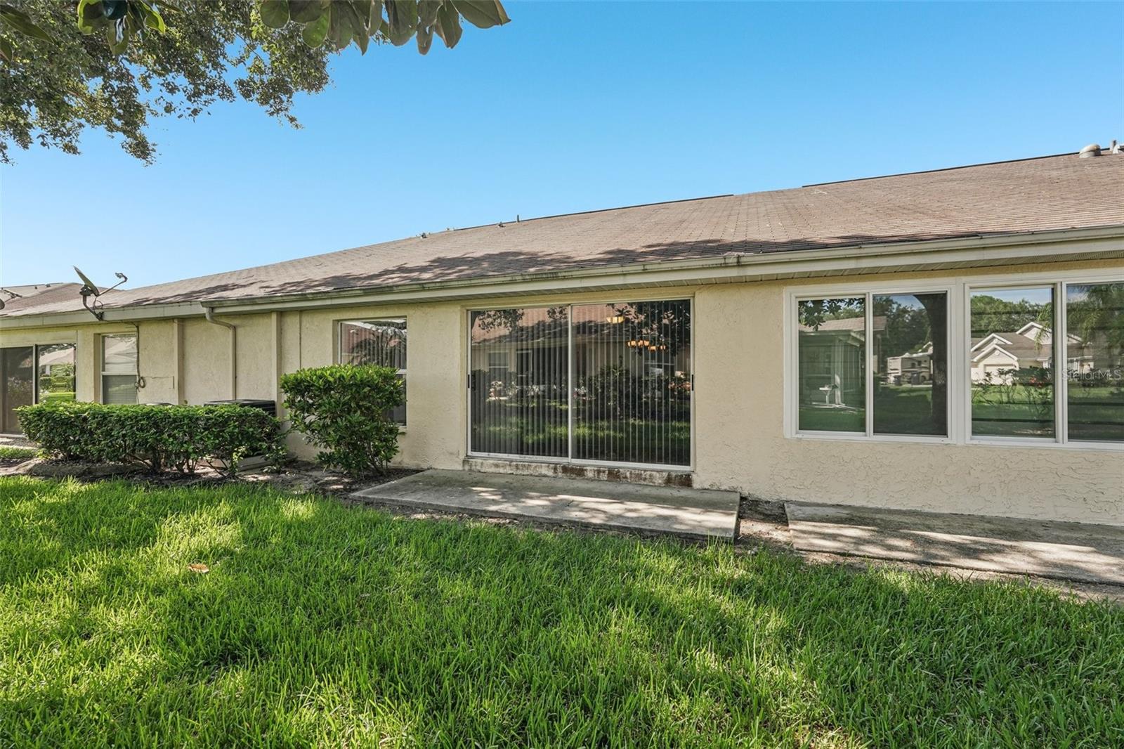 2411 NANTUCKET HARBOR LOOP