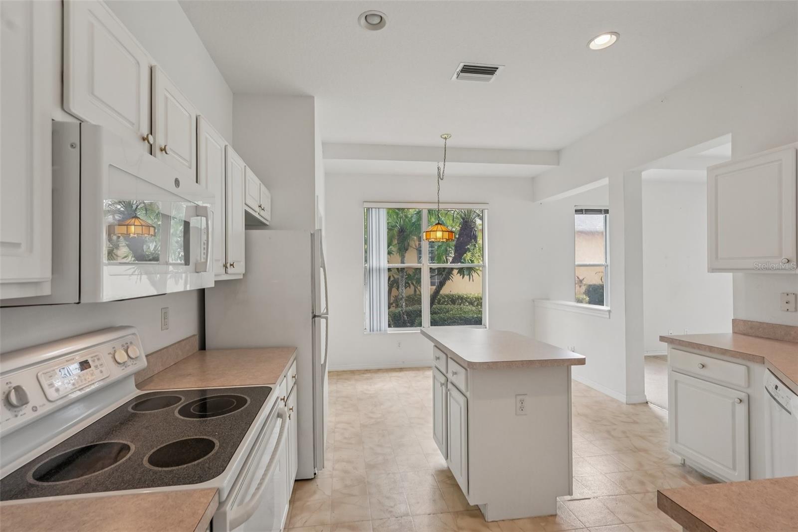 2114 WORTHINGTON GREENS DR