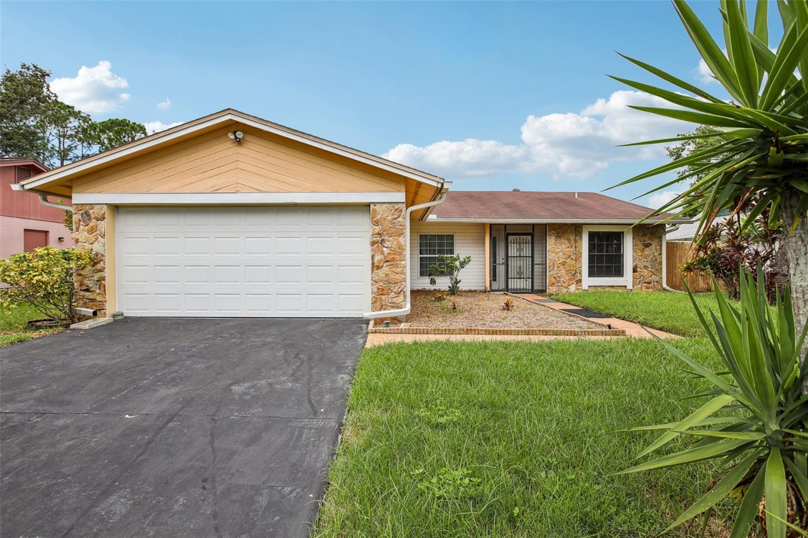 15908 COUNTRYBROOK ST