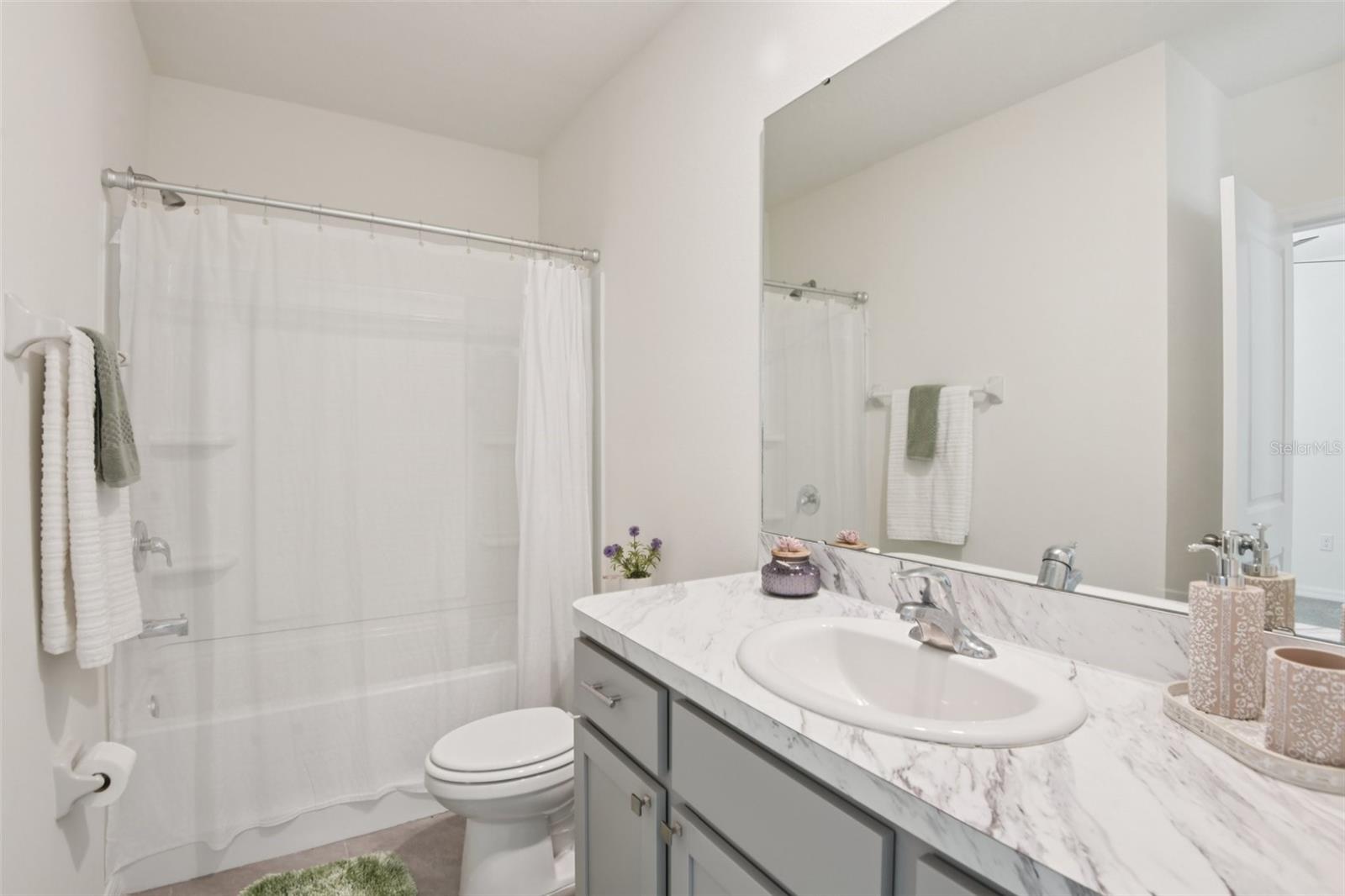 285 MANGROVE SHADE CIR