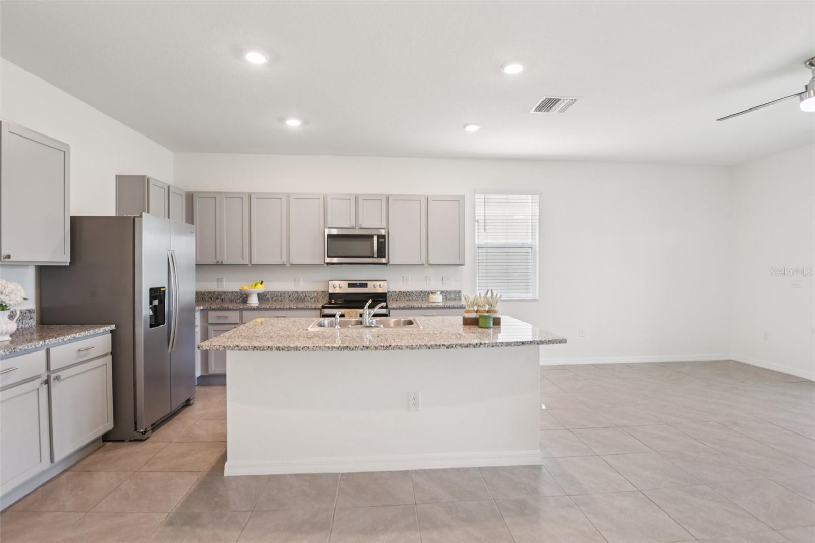 285 MANGROVE SHADE CIR