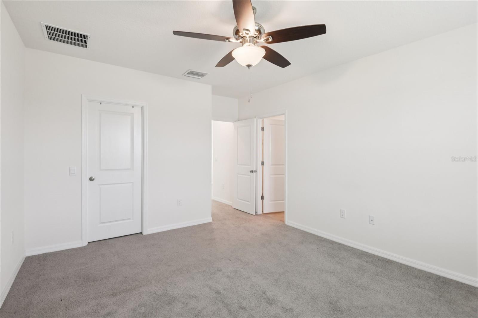 285 MANGROVE SHADE CIR