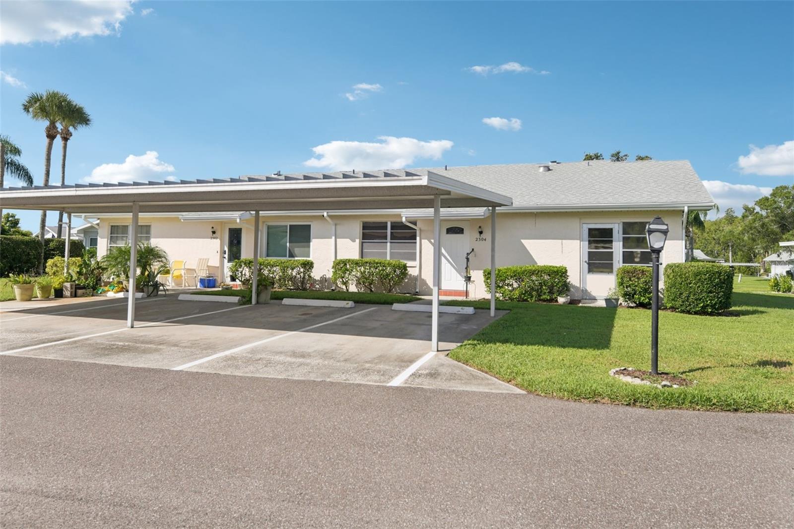 2304 GLENMORE CIR #327