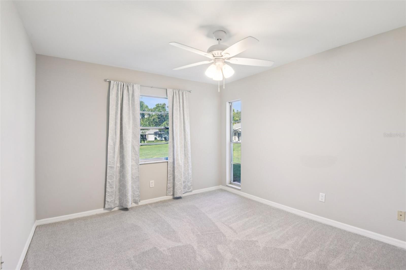 2304 GLENMORE CIR #327